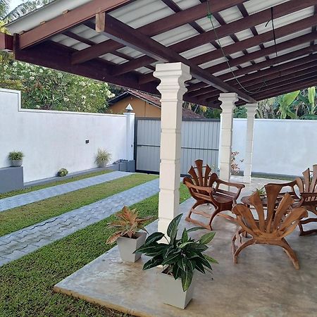 Gold Bubble Villa أونا واتونا المظهر الخارجي الصورة